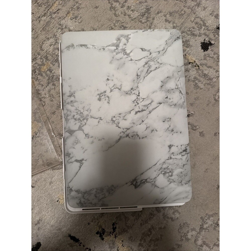 novo MacBook Shield 13in Shell Case Polycarbonate Marbled White/Gray Slim